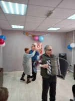 Праздничная программа